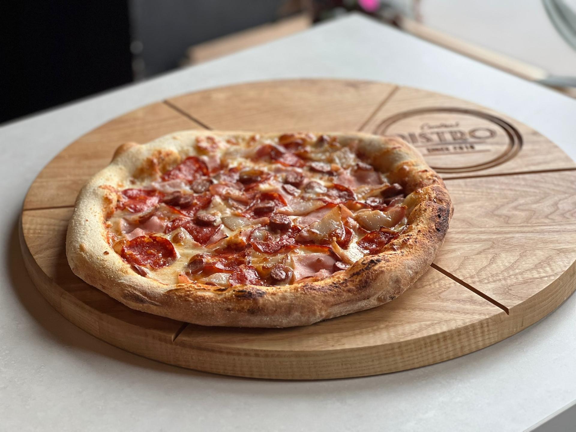 Central pizza